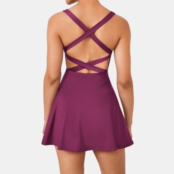 HALARA Dresses & Skirts - NWT :HALARA CRISSCROSS BACKLESS FLARE DANCE DRESS SMALL